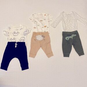 Carters boy 3 month old clothes 3 outfits